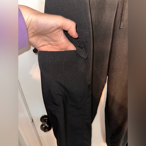 Victoria’s Secret Pink Black solid Cargo adjustable Pants Size Large - Picture 4 of 7